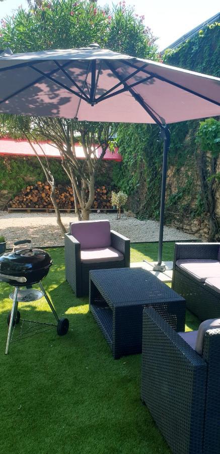 Maison De Maitre A Bram # Jacuzzi מראה חיצוני תמונה